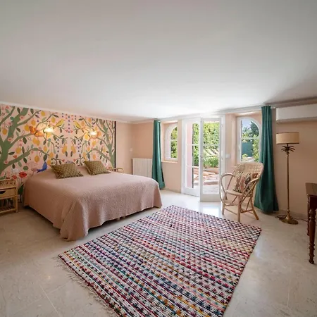 Clr - Stunning Renovated House With Pool To Rent Βίλα Λε Κανέ